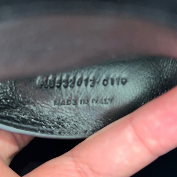 YSL Vicky crossbody bag Versatile and also works as small handbag - Picture 6 of 11